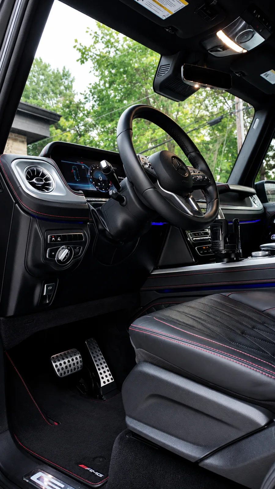 After: Mercedes G-Class interior before and after a Refresh detail